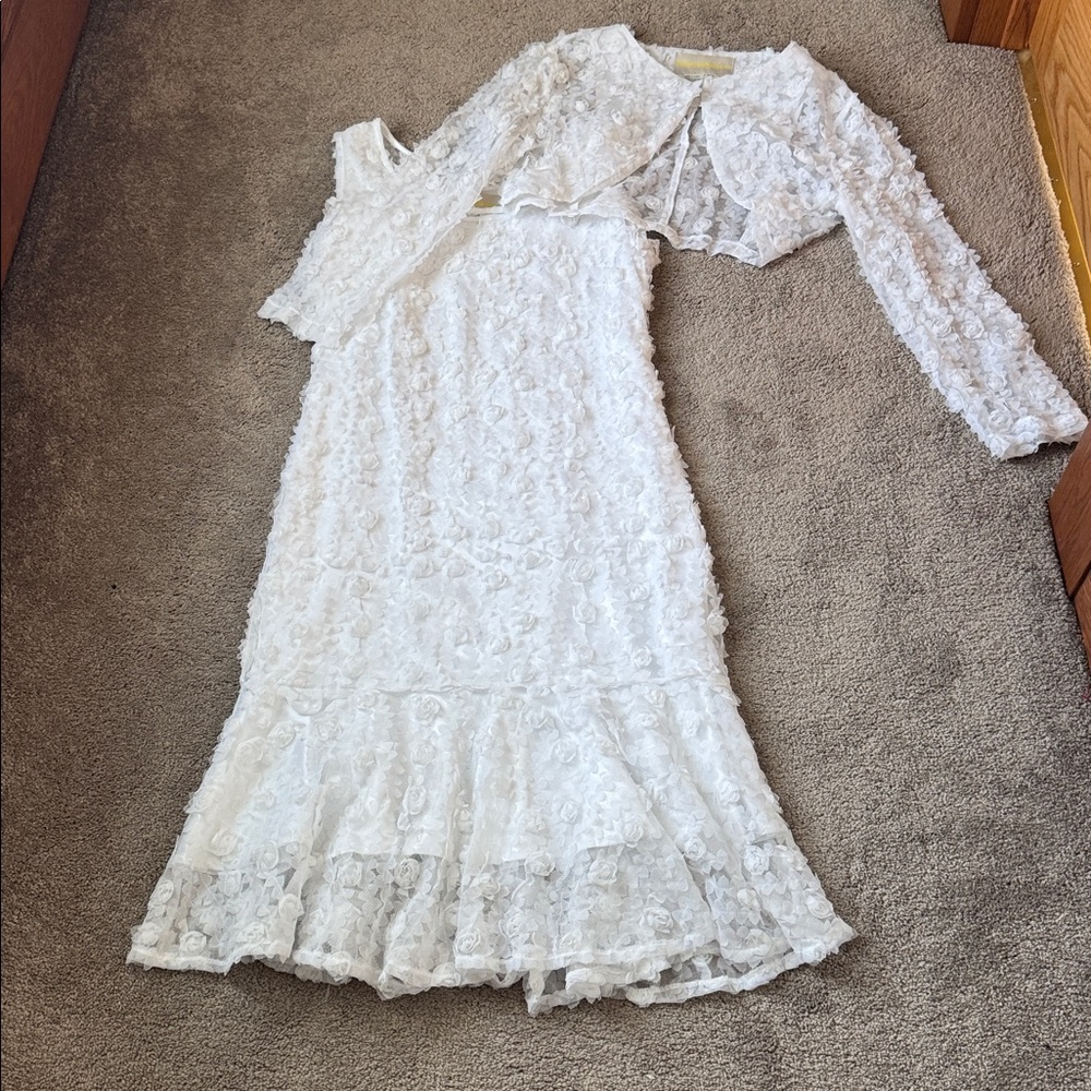 Dresses by Nubiano White Tulle Floral Dress & Blazer Set SIZE 14